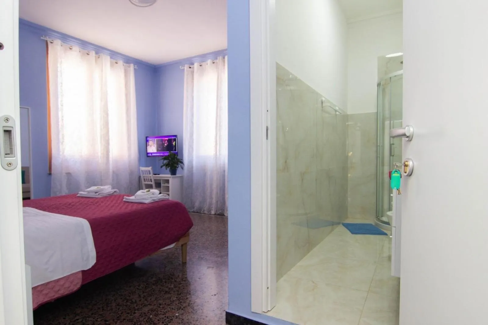 B&B Corso Italia Pisa Alojamento de Acomodação e Pequeno-almoço