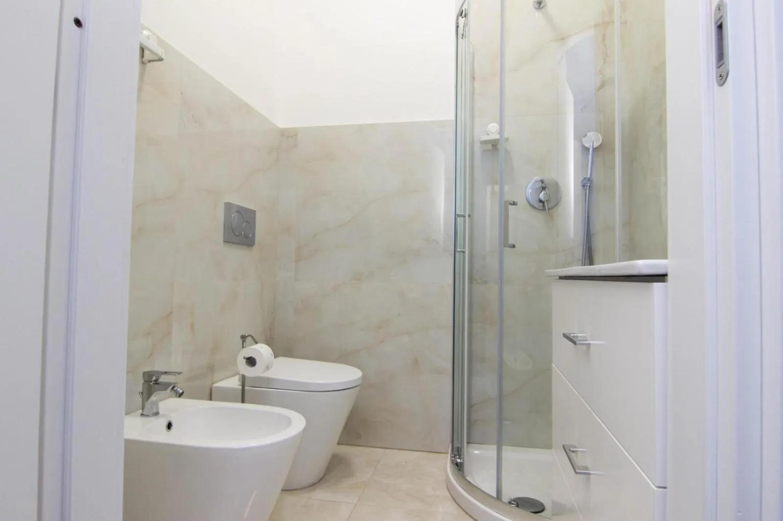 B&B Corso Italia Pisa Bed & Breakfast